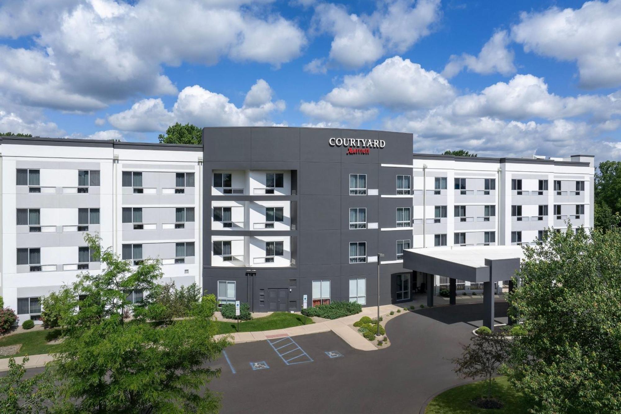 Hotel Courtyard By Marriott Philadelphia Bensalem Exterior foto